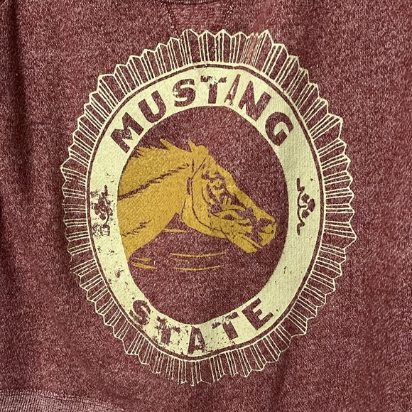 Off the shoulder sweater maroon with logo from Mossimo size XL - Picture 2 of 4